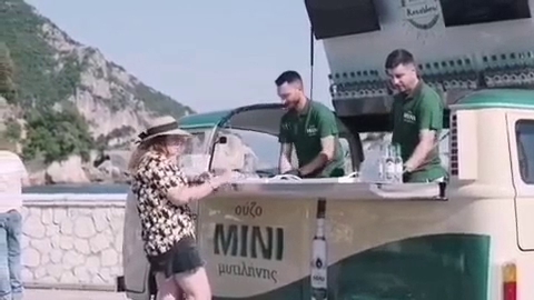 Kamini Cocktail Bar - Πάργα