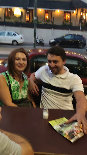 Opinii despre ΙΣΤΟΡΙΕΣ ΓΕΥΣΕΩΝ în Αθήνα - Γαστρονομία και φιλοξενία