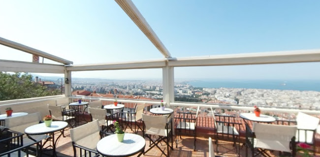 Castra Τerrace Βar