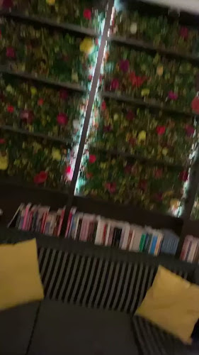 Opinii despre Captains All Day Bar în Παλαιό Φάληρο - Γαστρονομία και φιλοξενία