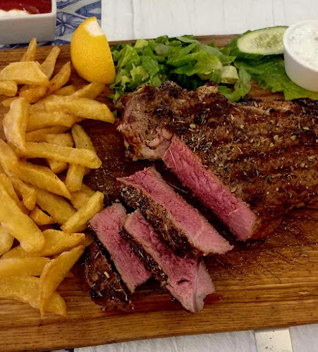 SEMIS FAMILY TAVERNA - Γαστρονομία και φιλοξενία