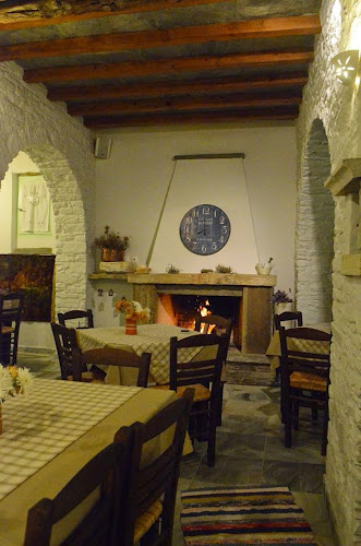 Κουναριά - Γαστρονομία και φιλοξενία