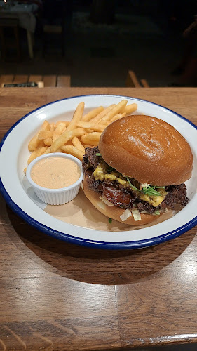 Raw Street Burger - Larisa