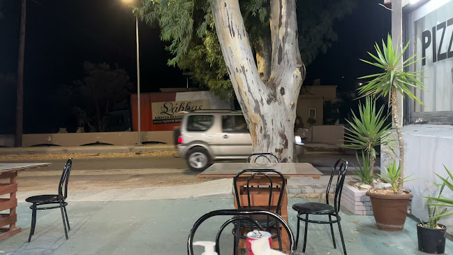 Opinii despre Pizza Napoli Santorini în Καμάρι - Γαστρονομία και φιλοξενία