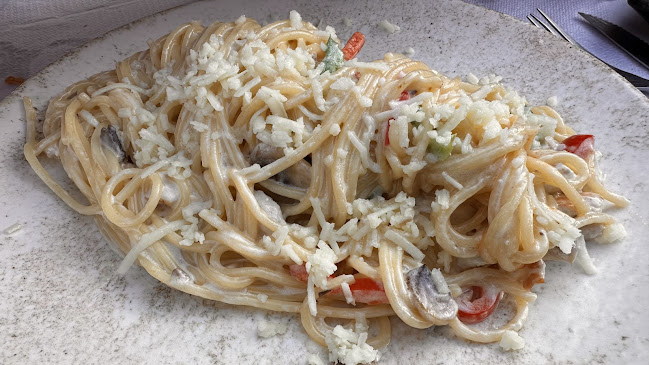 Τζιαρντίνι 2, Χαλκίδα 341 00