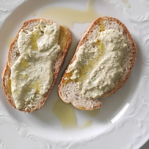 Opinii despre Πιτσαρία Τράπεζα în Πεταλίδι - Γαστρονομία και φιλοξενία