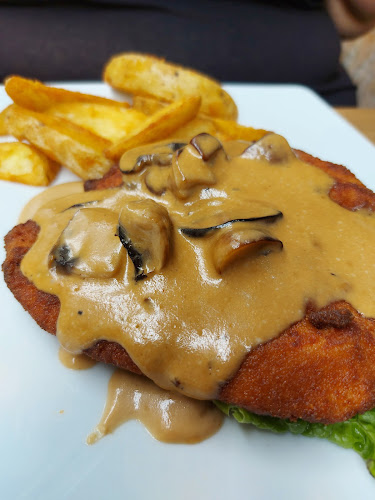 Opinii despre Μόλυβος în Θεσσαλονίκη - Γαστρονομία και φιλοξενία