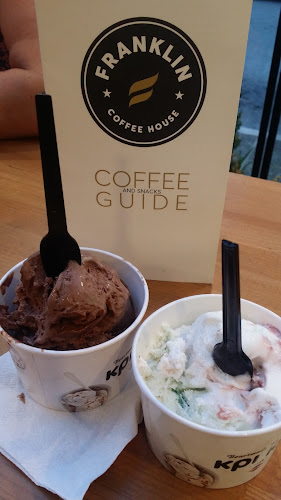 Opinii despre Franklin Coffee House Platamona în Πλαταμώνας - Γαστρονομία και φιλοξενία