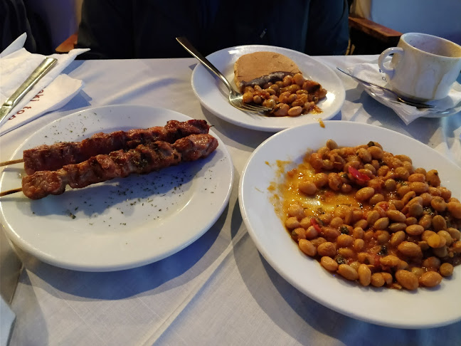 Τσακάλωφ 2, Αθήνα 106 73