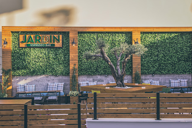 Opinii despre Jardin Espresso Bar în Αχαρνές - Γαστρονομία και φιλοξενία