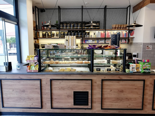 Opinii despre ROAD CAFE în Ροδοδάφνη - Γαστρονομία και φιλοξενία