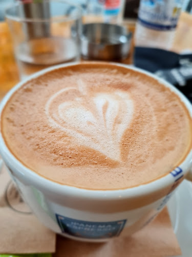 Opinii despre Figaro Bar în Ρέθυμνο - Γαστρονομία και φιλοξενία