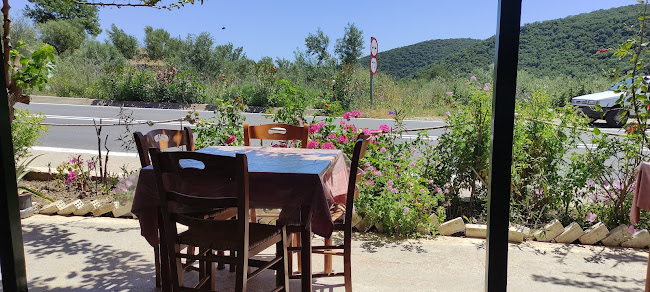 Opinii despre Το στέκι του ψαρά Χωσιαρι în Γύθειο - Γαστρονομία και φιλοξενία