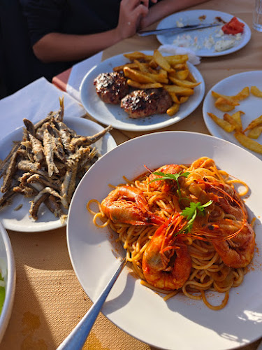 Ψαροταβέρνα ''KABOΣ'' - Καμένα Βούρλα