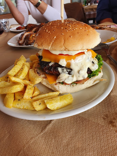 Καφέ- Ψησταριά "Ο Ντίνος"