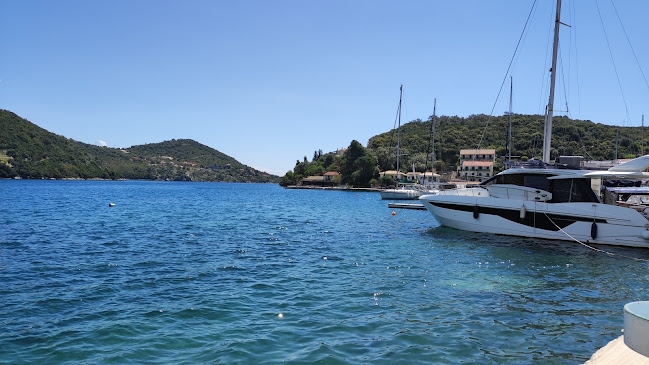 Yacht Bar - Γαστρονομία και φιλοξενία