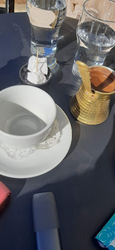 Αστόρια - Γαστρονομία και φιλοξενία