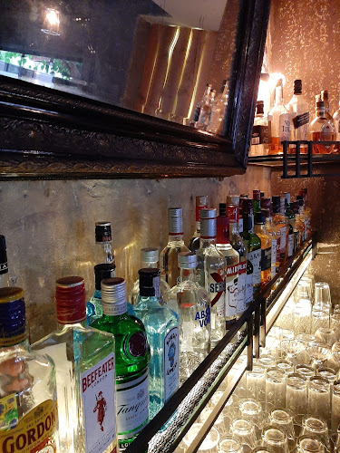 Comentarii opinii despre Αίγλη