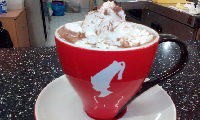 Comentarii opinii despre Cafe - Snak bar-creperie