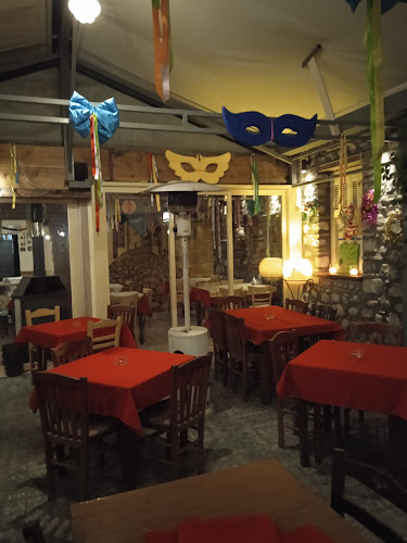 Σώμερσετ 37, Ρίο 265 04