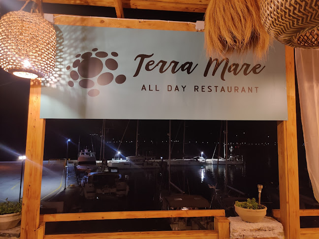 Terra Mare All Day Restaurant - Λιβάδια
