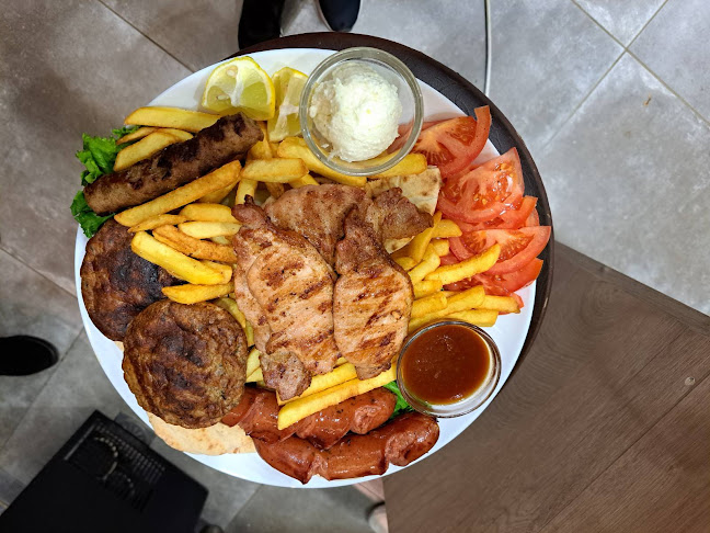 Opinii despre Αυθεντικο, πρατηριο αρτου και γλυκου în Λιβαδειά - Γαστρονομία και φιλοξενία