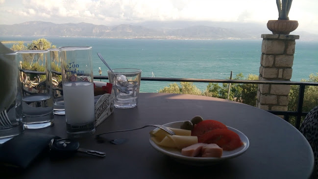 Opinii despre Castello cafe în Ναύπακτος - Γαστρονομία και φιλοξενία