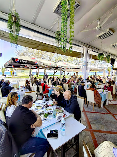 Opinii despre Fifty-fifty cafe restaurant în Ασπροβάλτα - Γαστρονομία και φιλοξενία