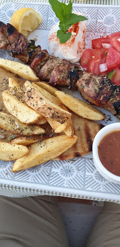 Opinii despre The Olive Tree Restaurant Platanias în Αγ. Μαρίνα - Γαστρονομία και φιλοξενία