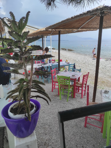 Meltemi..αλλιώς Restaurant Άγιοι Θεόδωροι - Γαστρονομία και φιλοξενία