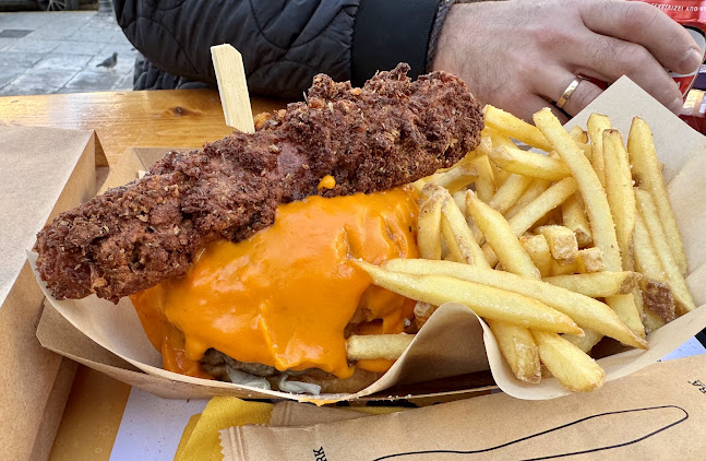 Opinii despre Good dog Peiraias în Πειραιάς - Γαστρονομία και φιλοξενία