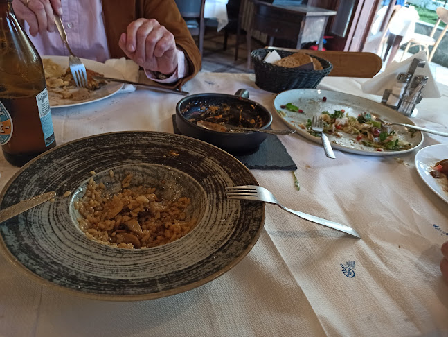 Opinii despre Restaurant Meteora Gkertsou Family în Καλαμπάκα - Γαστρονομία και φιλοξενία