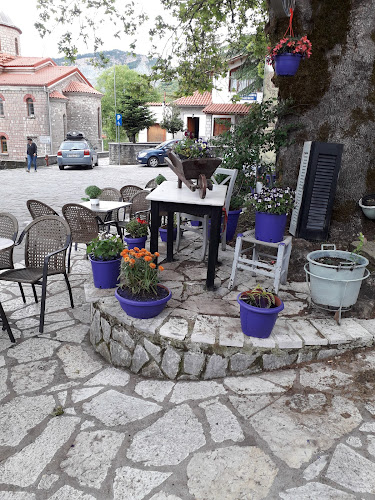 Καφέ Ταβέρνα της Φαίης