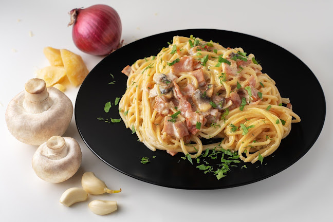 tetzeris piraeus - Γαστρονομία και φιλοξενία