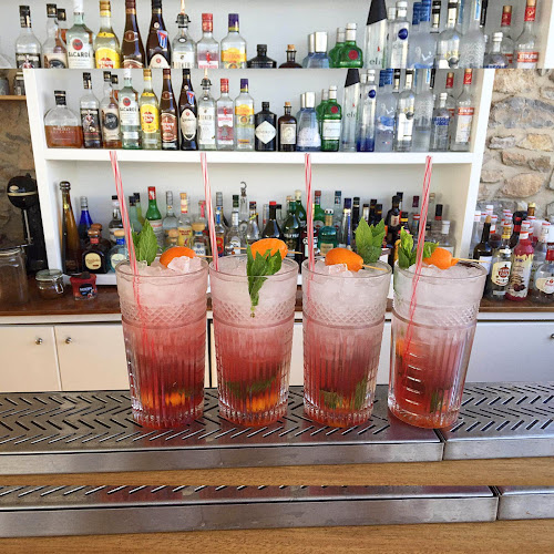 Thanos coffee all day bar - Γαστρονομία και φιλοξενία