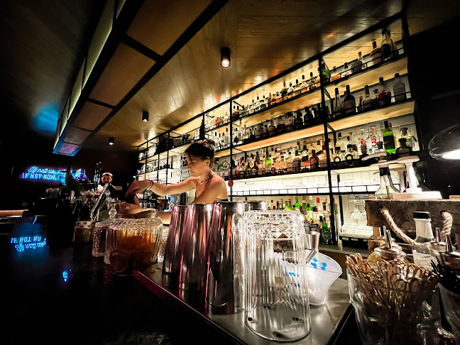 Comentarii opinii despre "The Ritz"