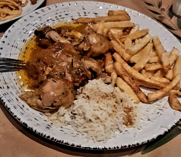 Παλαιών Πατρών Γερμανού 7, Καλάβρυτα 250 01