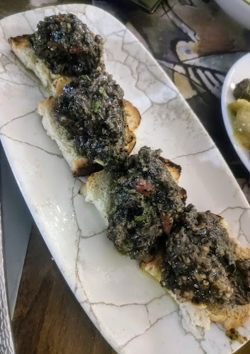 Αντίποδας - Γαστρονομία και φιλοξενία