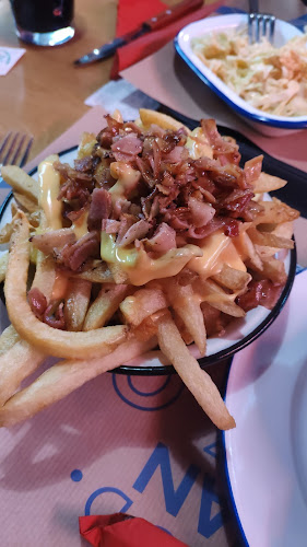 Opinii despre Monster Burgers & Beers în Αθήνα - Γαστρονομία και φιλοξενία