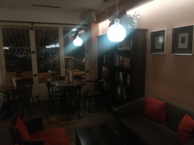 Comentarii opinii despre L' Arrêt Du Temps