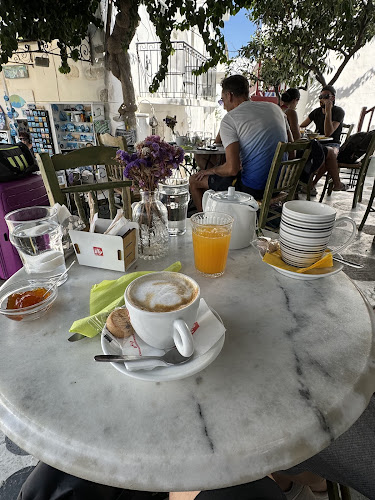 Cafe Symposium Paros - Γεφυράκι