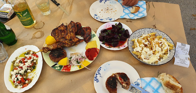 Ουζερί ψητοπωλείο ο Χρήστος