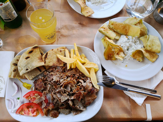 Tavern "To Filaraki"