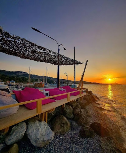 Opinii despre ALEKOS BEACH CAFE în Άγιοι Απόστολοι - Γαστρονομία και φιλοξενία