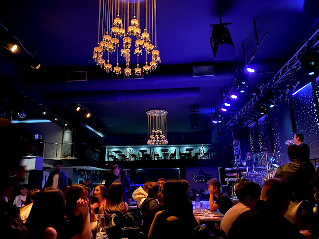 Λαδοφάναρο - Γαστρονομία και φιλοξενία