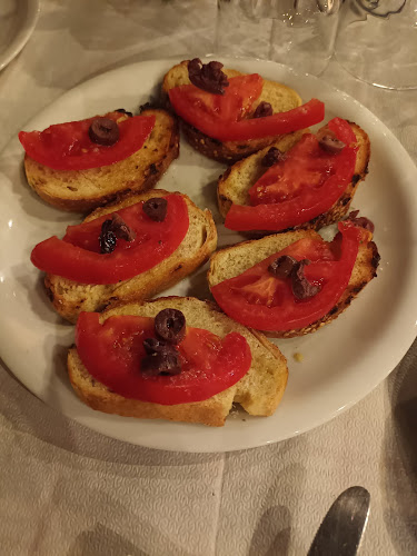 Λεωφ. Αρχαίου Θεάτρου 42, Ερέτρια 340 08