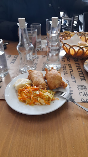 ΚΑΦΕ ΟΥΖΕΡΊ ΒΕΤΤΟΣ ΣΤΗ ΣΤΟΆ - Γαστρονομία και φιλοξενία