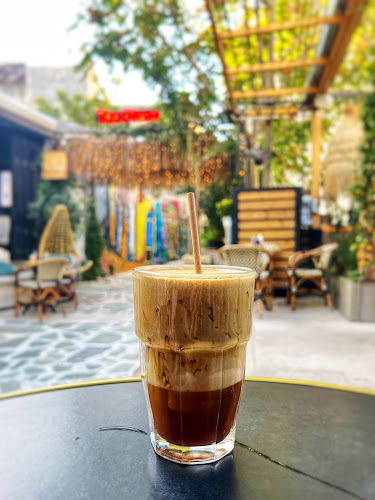 The Place Secret Yard - Γαστρονομία και φιλοξενία