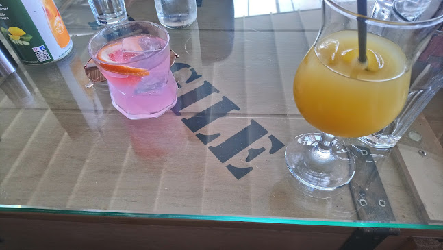 Isalos Coffee Bar - Λεπτοκαρυά