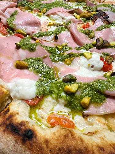 Opinii despre Totonno Pizzeria în Χαλάνδρι - Γαστρονομία και φιλοξενία